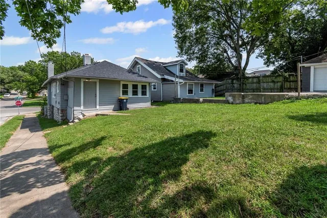 $169,000 | 5400 The Paseo, Kansas City, MO 64110