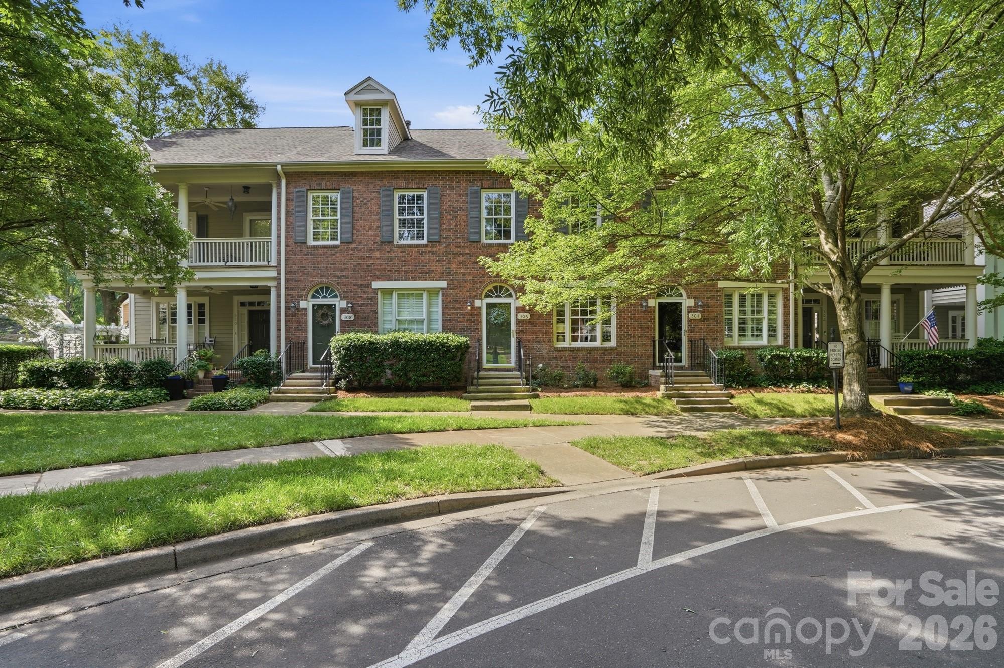 306 Elis Way Fort Mill, SC 29708 - Photo 3 of 48