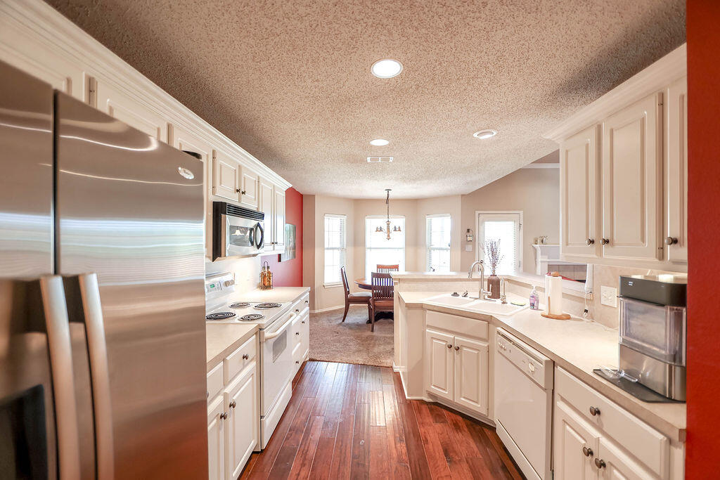 6540 87th Street Lubbock, TX 79424 - Photo 25 of 34 6540_87THST_BYFORD-36