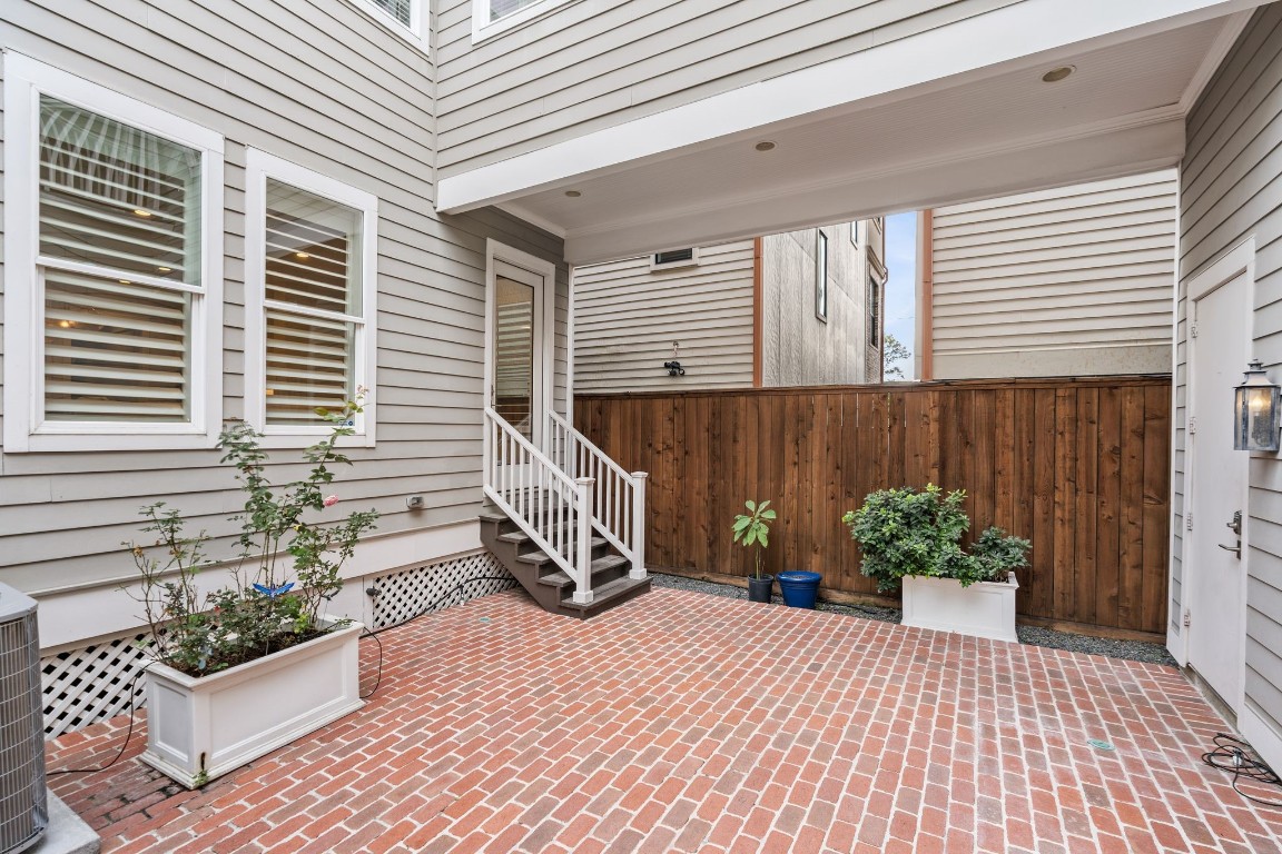 403 Columbia Street Houston, TX 77007 - Photo 34 of 37