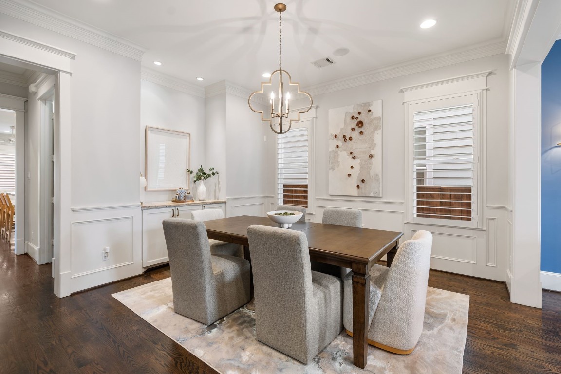 403 Columbia Street Houston, TX 77007 - Photo 5 of 37