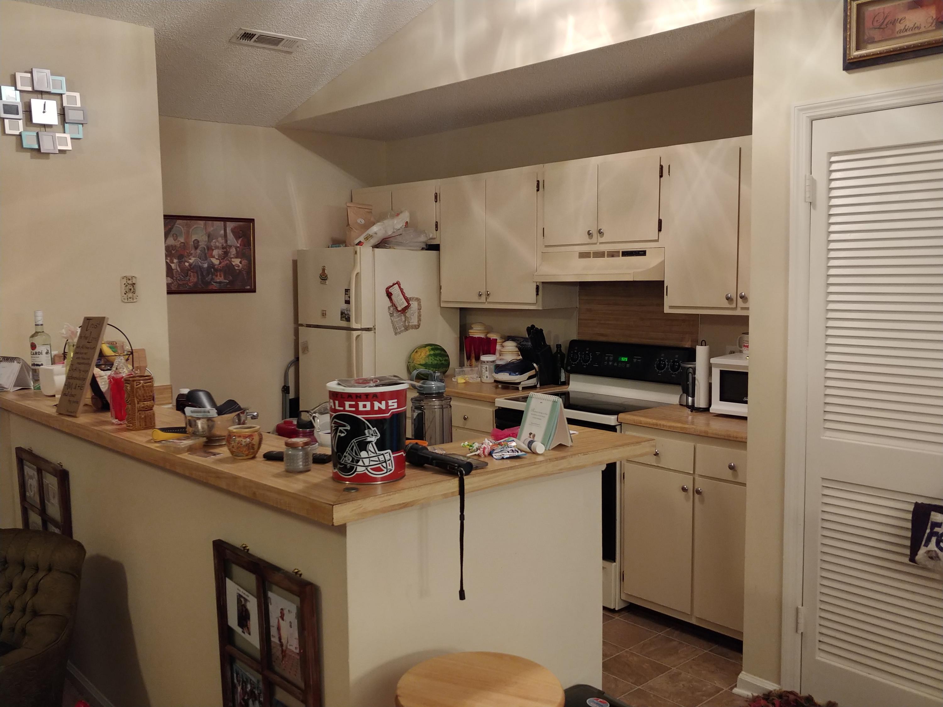 803 Temple Road, Unit B Ladson, SC 29456 - Photo 4 of 10 0808180920