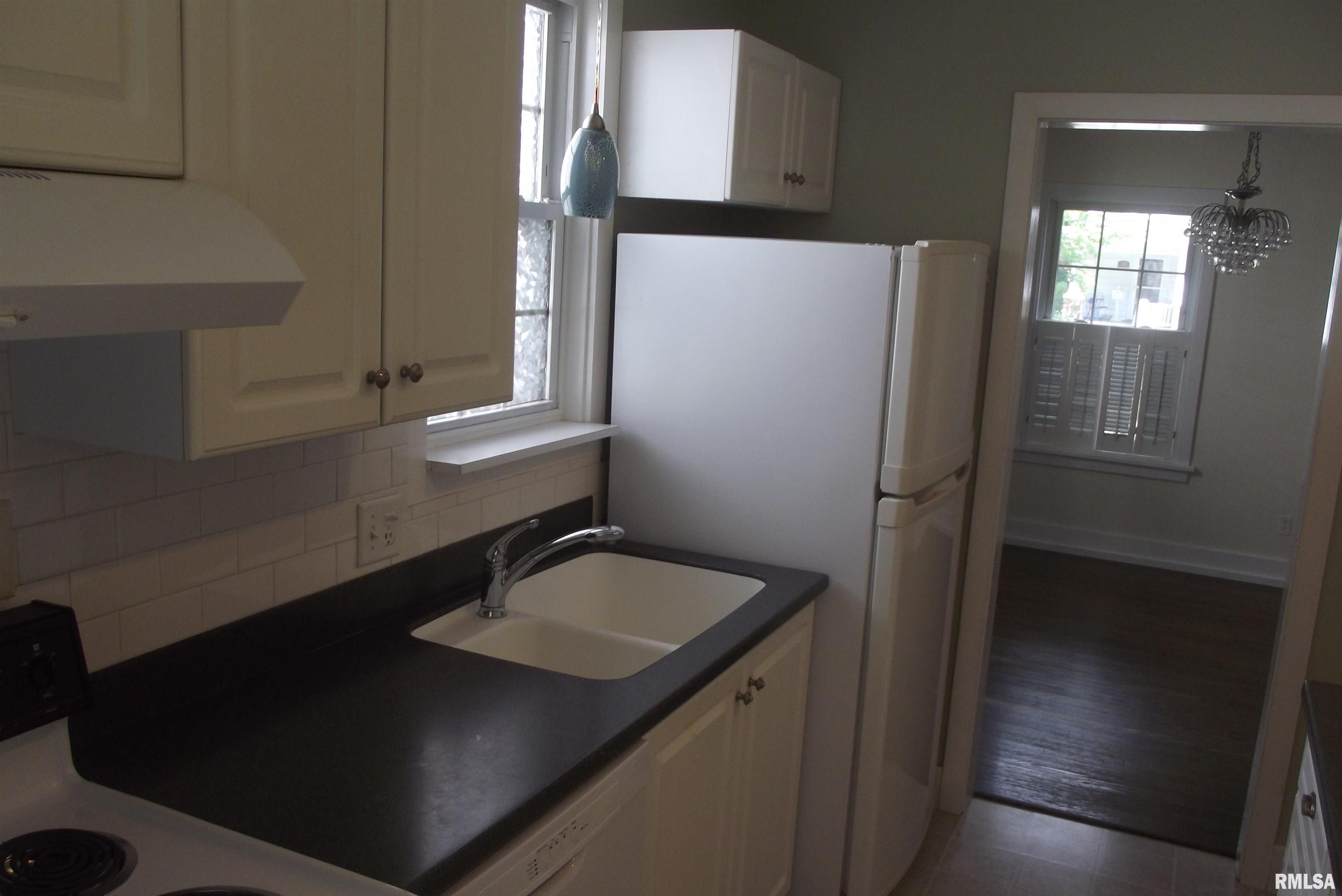 331 South Lincoln Avenue Springfield, IL 62704 - Photo 14 of 29 Gallery Image 14