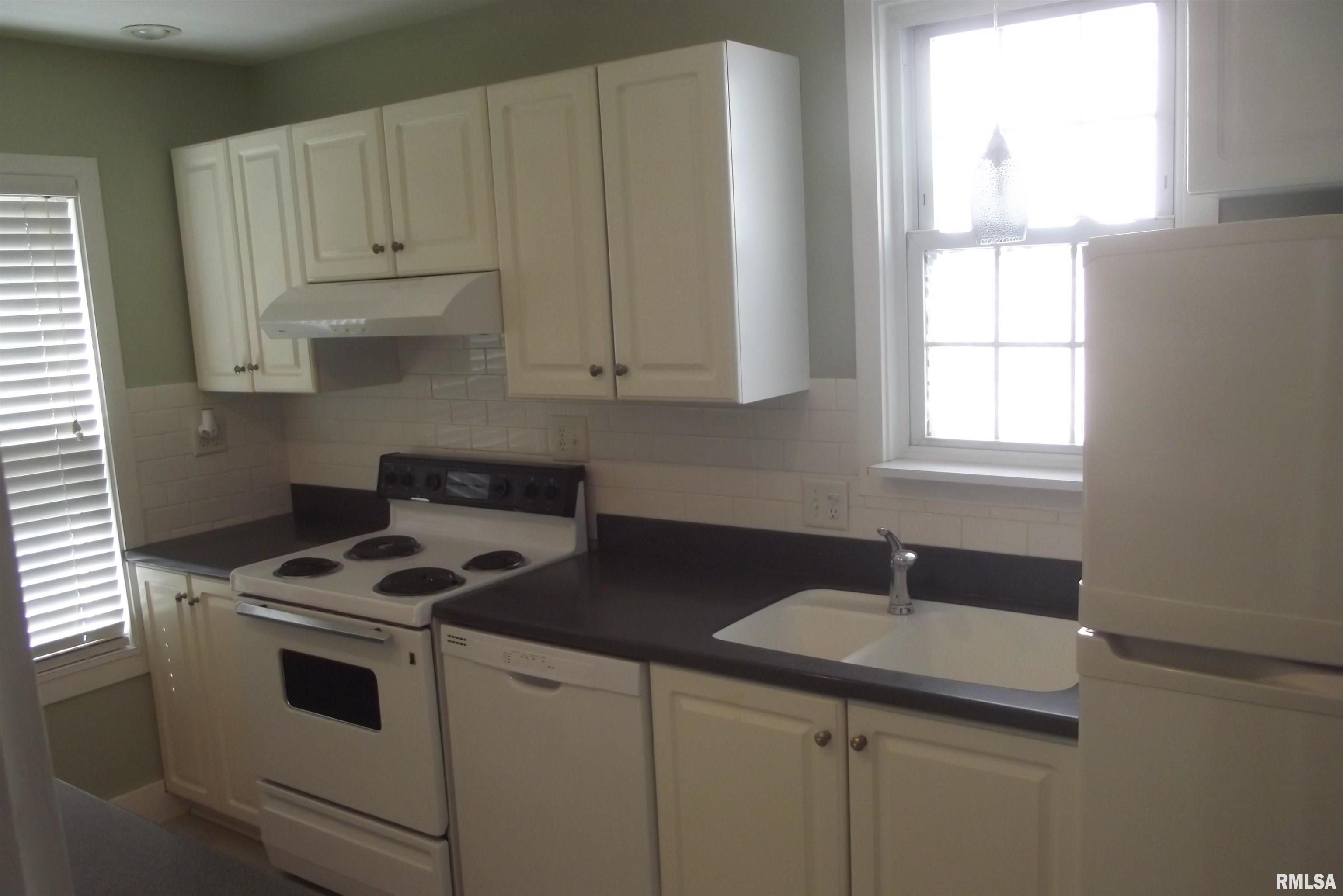 331 South Lincoln Avenue Springfield, IL 62704 - Photo 15 of 29 Gallery Image 15