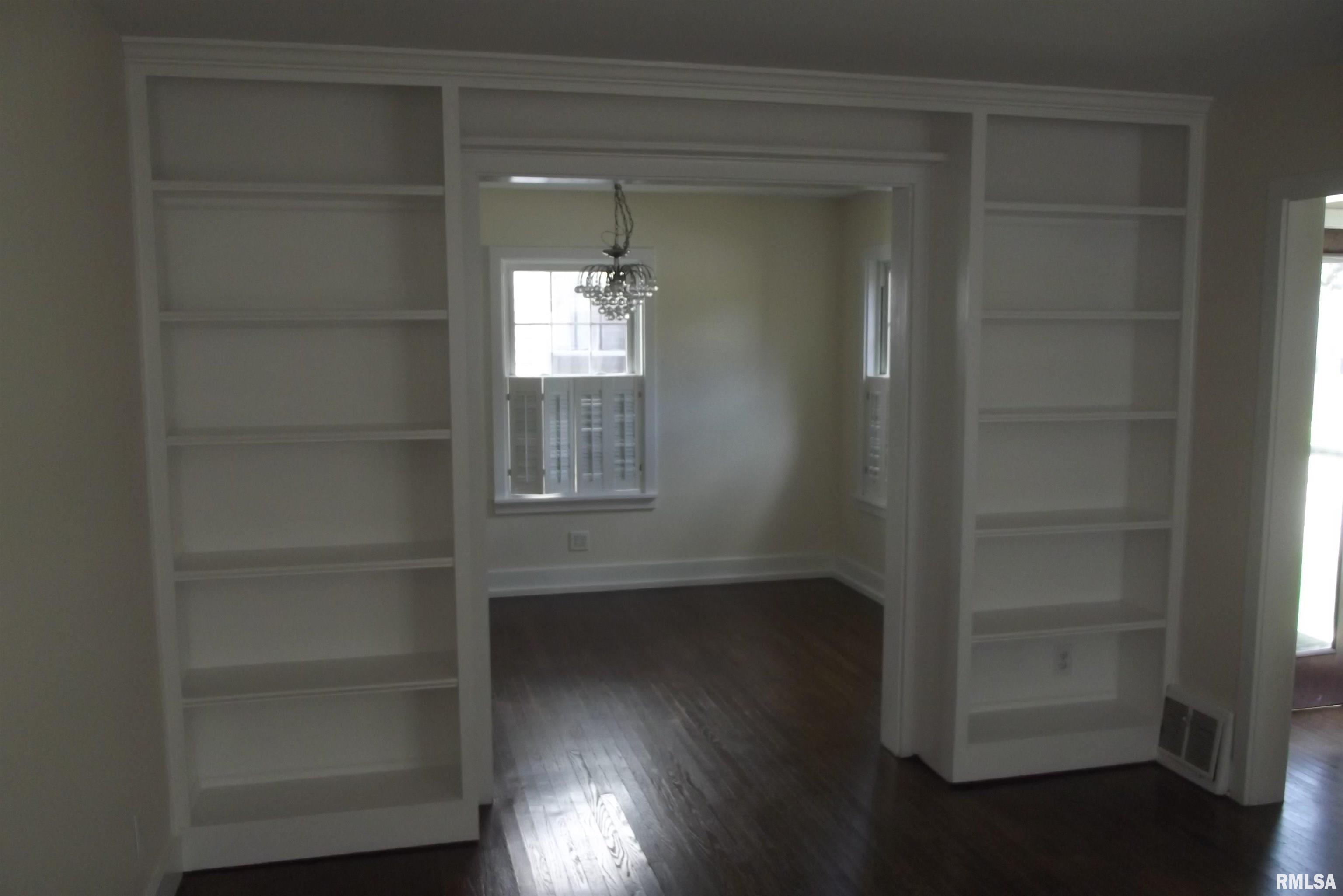 331 South Lincoln Avenue Springfield, IL 62704 - Photo 7 of 29 Gallery Image 7