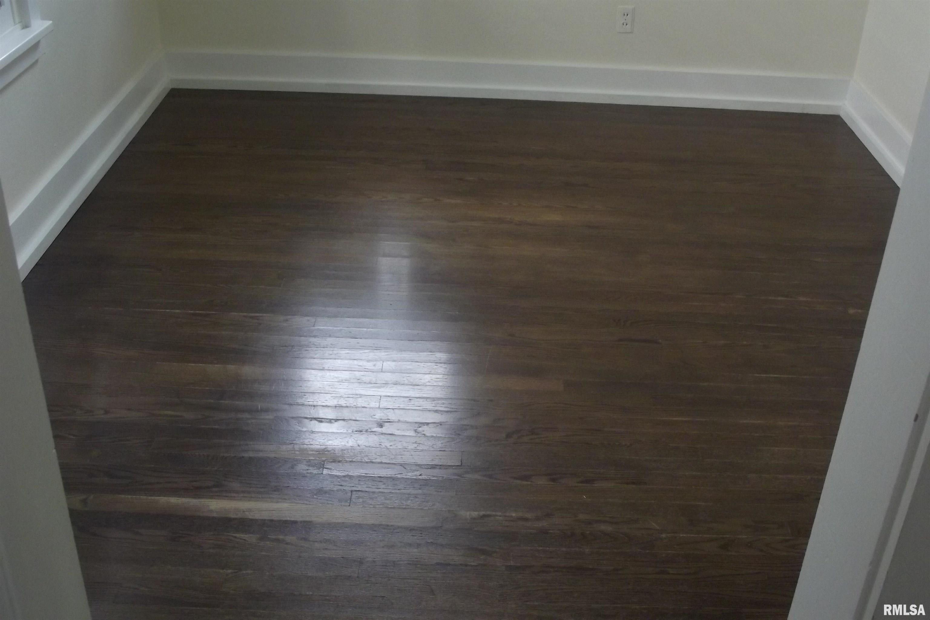331 South Lincoln Avenue Springfield, IL 62704 - Photo 10 of 29 Gallery Image 10