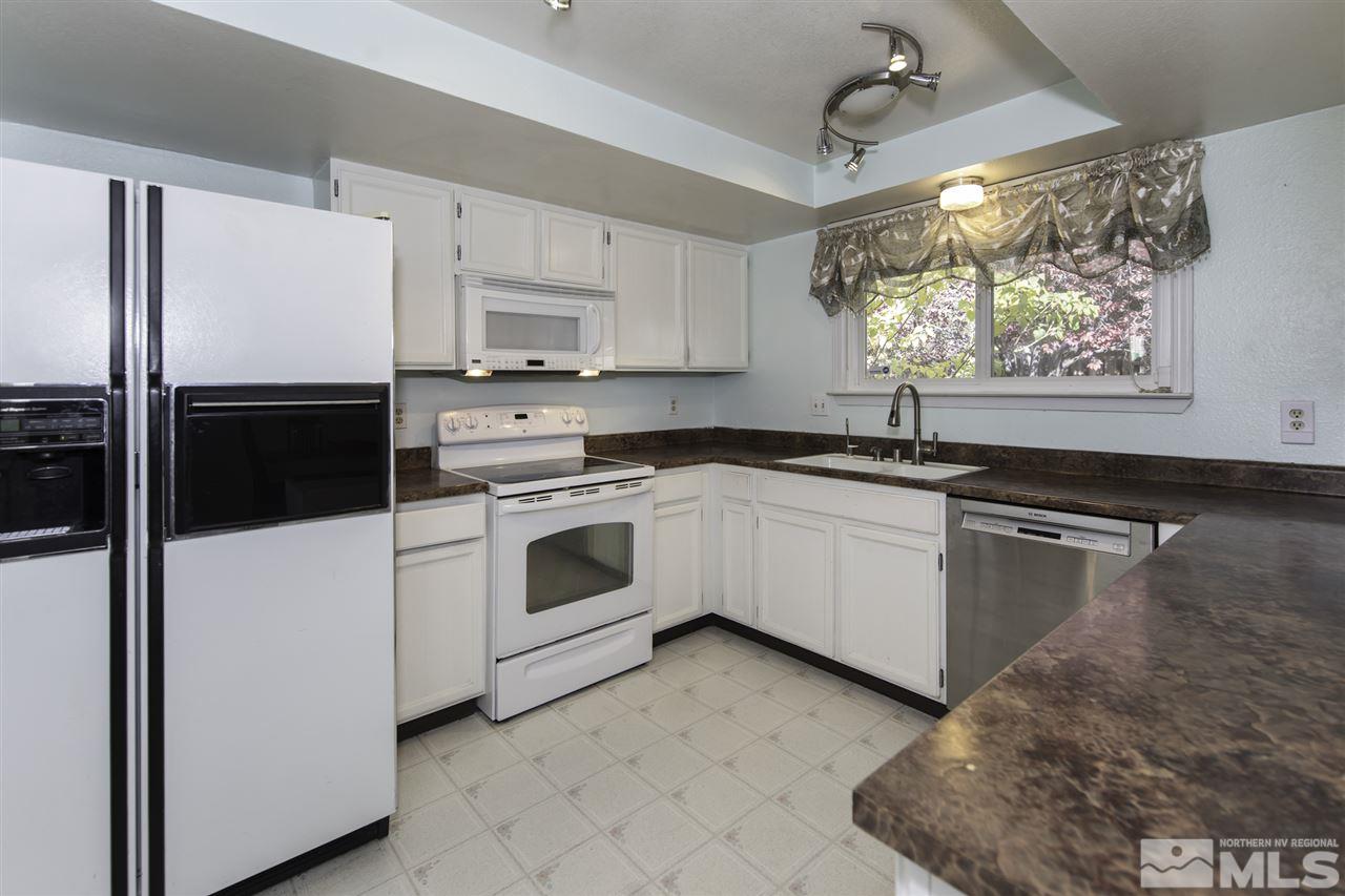 1755 Stardust Street Reno, NV 89503 - Photo 11 of 25 Photo 11