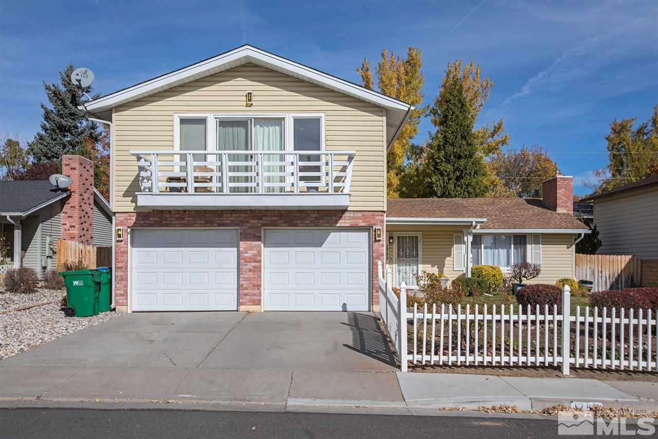 1755 Stardust Street Reno, NV 89503 - Photo 6 of 25 Photo 6