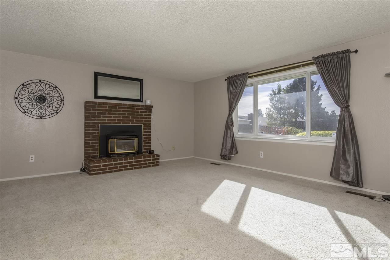 1755 Stardust Street Reno, NV 89503 - Photo 7 of 25 Photo 7