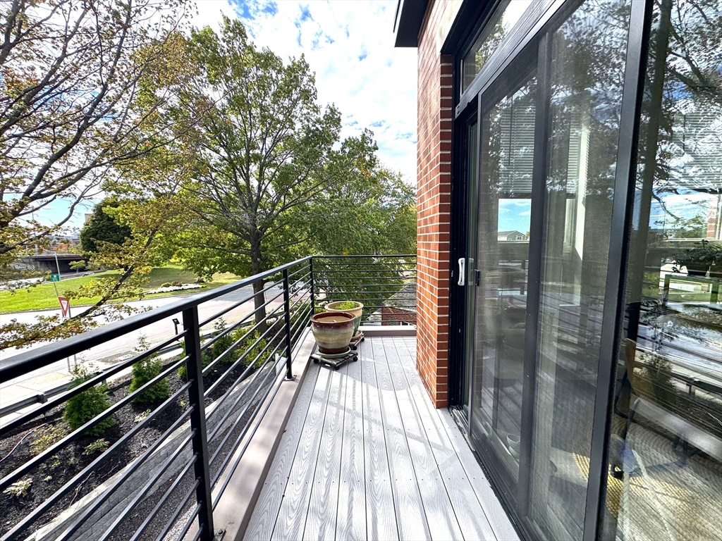 302 Broadway, Unit 303 Everett, MA 02149 - Photo 9 of 11