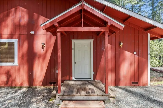 a view of a living room and dining room