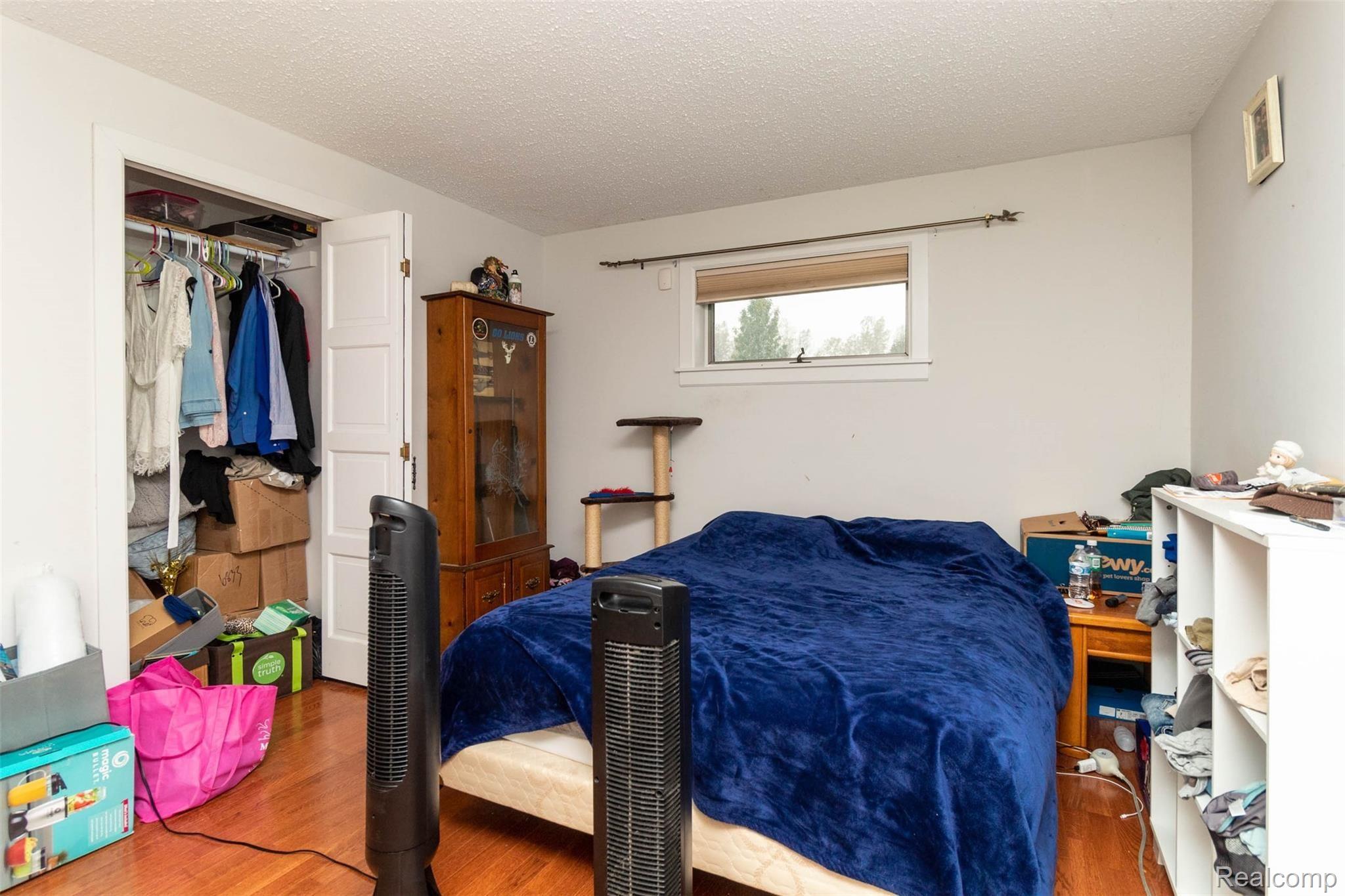 6280 West Lake Road Clio, MI 48420 - Photo 33 of 50 interior (28).jpg