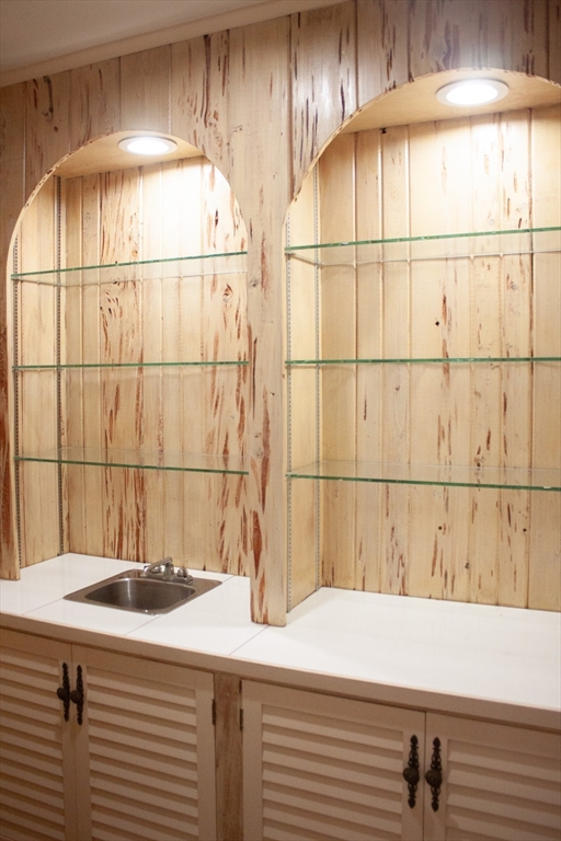 13 Montclair Drive Worcester, MA 01609 - Photo 11 of 38 a bathroom with a sink