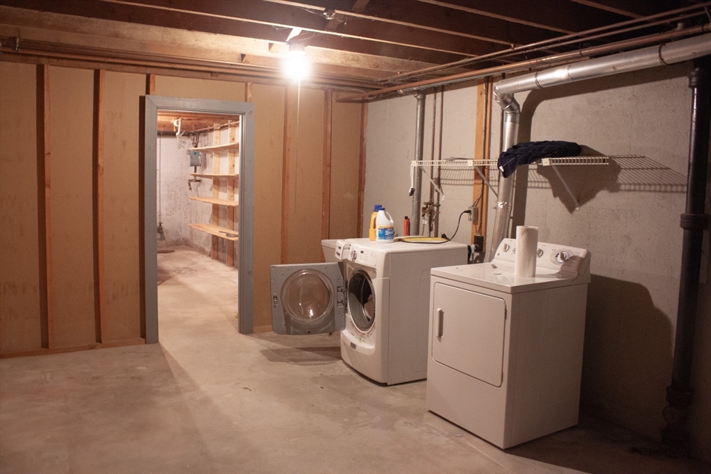 13 Montclair Drive Worcester, MA 01609 - Photo 32 of 38 a utility room with dryer and washer