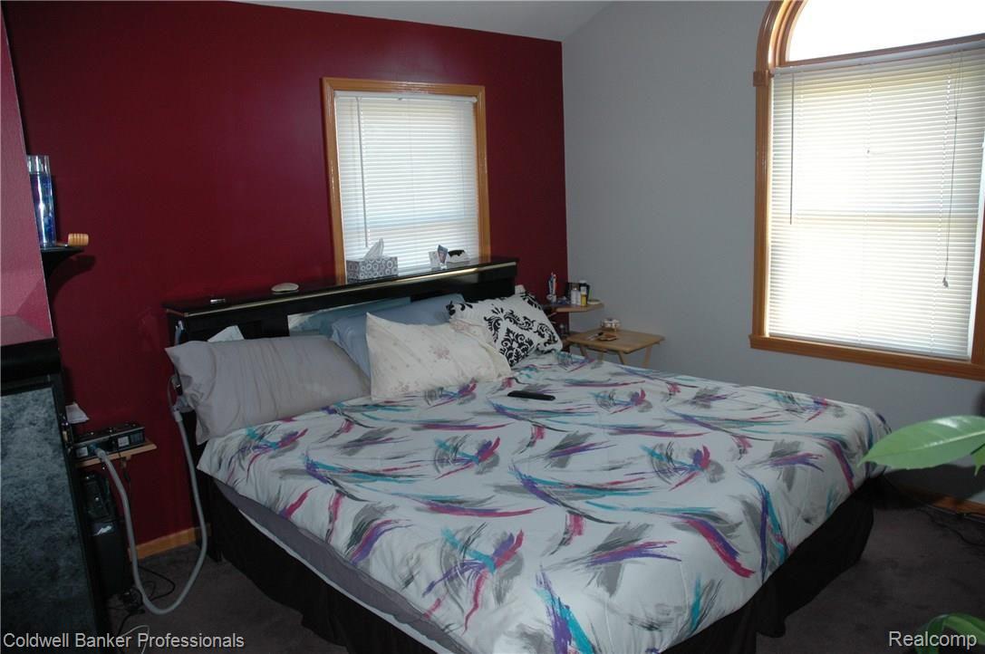 9484 Ray Road Gaines, MI 48436 - Photo 19 of 37 MASTER BED.JPG