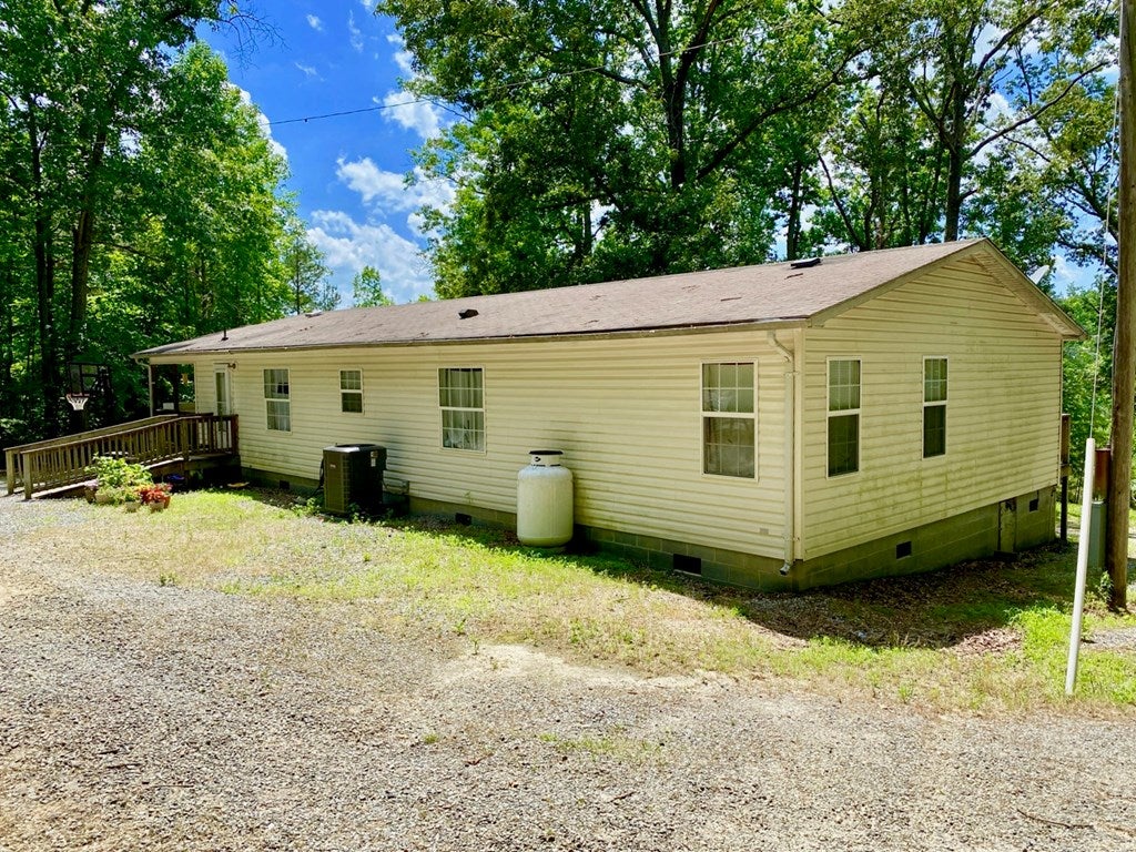 2535 Jennings Town Road Crewe, VA 23930 - Photo 27 of 31 Gallery Image 27