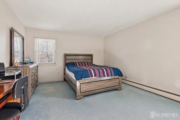 $284,900 | 24 Woodedge Avenue, Unit A8, Edison, NJ 08817