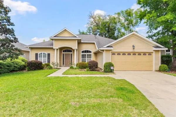 $2,600 | 8430 Southwest 10th Place, Gainesville, FL 32607
