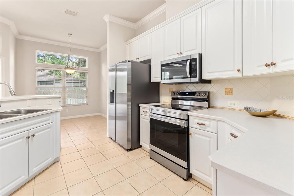 8430 Southwest 10th Place Gainesville, FL 32607 - Photo 11 of 26