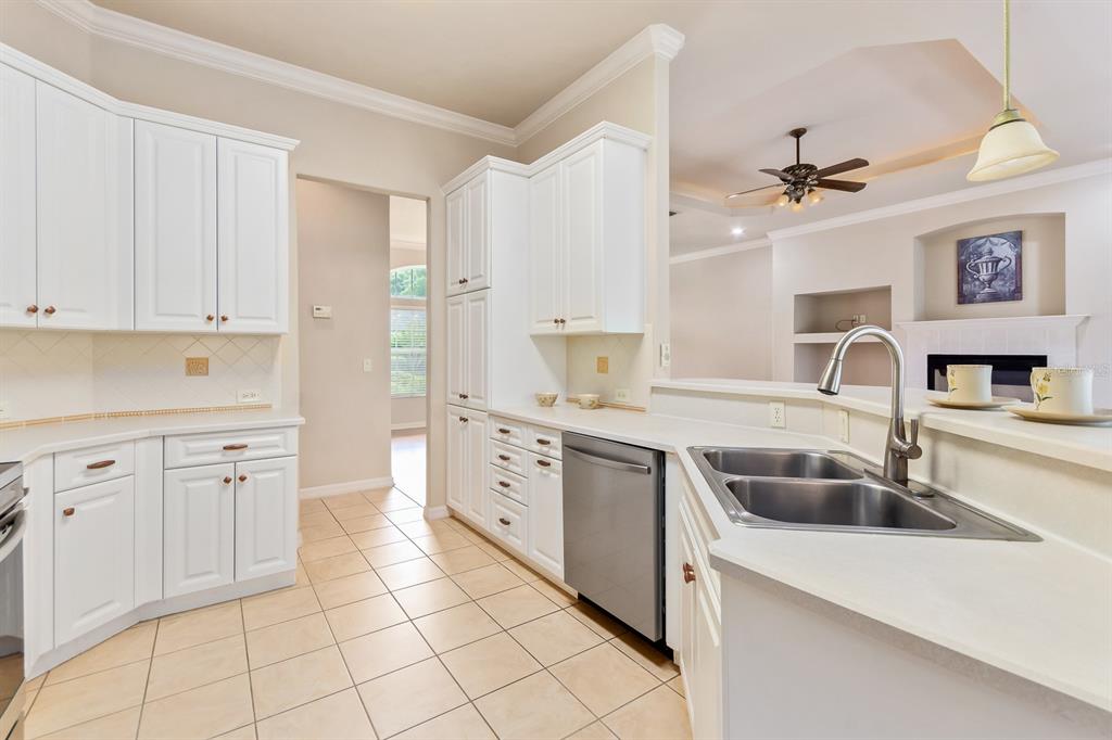8430 Southwest 10th Place Gainesville, FL 32607 - Photo 12 of 26