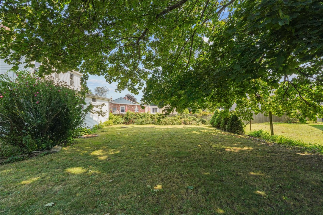 136 Riverside Avenue Warwick, RI 02889 - Photo 11 of 50 Gallery Image 11