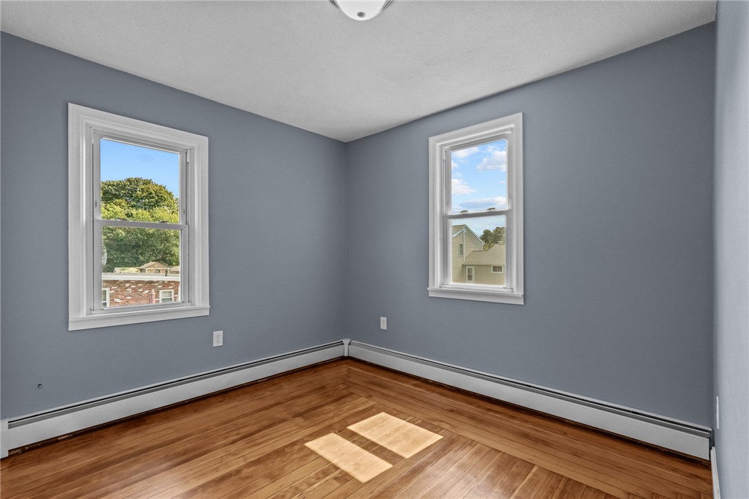 136 Riverside Avenue Warwick, RI 02889 - Photo 49 of 50 Gallery Image 49