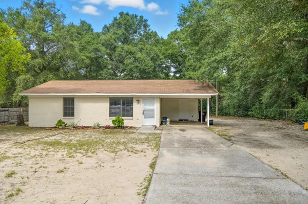 $153,000 | 102 Grimes Avenue, Crestview, FL 32536