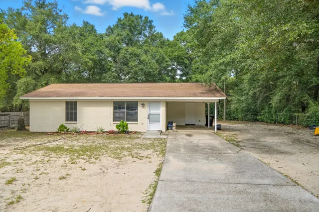 $173,000 | 102 Grimes Avenue, Crestview, FL 32536