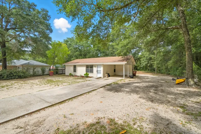 $173,000 | 102 Grimes Avenue, Crestview, FL 32536