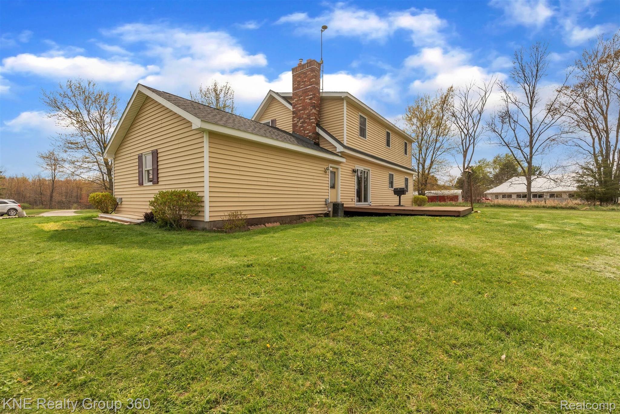 1278 West Barron Road Howell, MI 48855 - Photo 42 of 48 42-1278 W Barron Rd-WindowStill-Real-Estate-Photography-44.jpg
