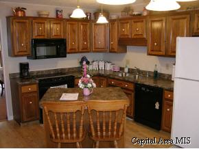 67 Axline Road Chatham, IL 62629 - Photo 3 of 9 Gallery Image 3
