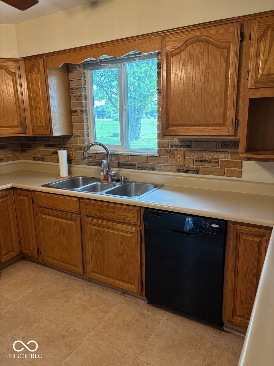 385 South Baltimore Road Monrovia, IN 46157 - Photo 17 of 58 Gallery Image 17
