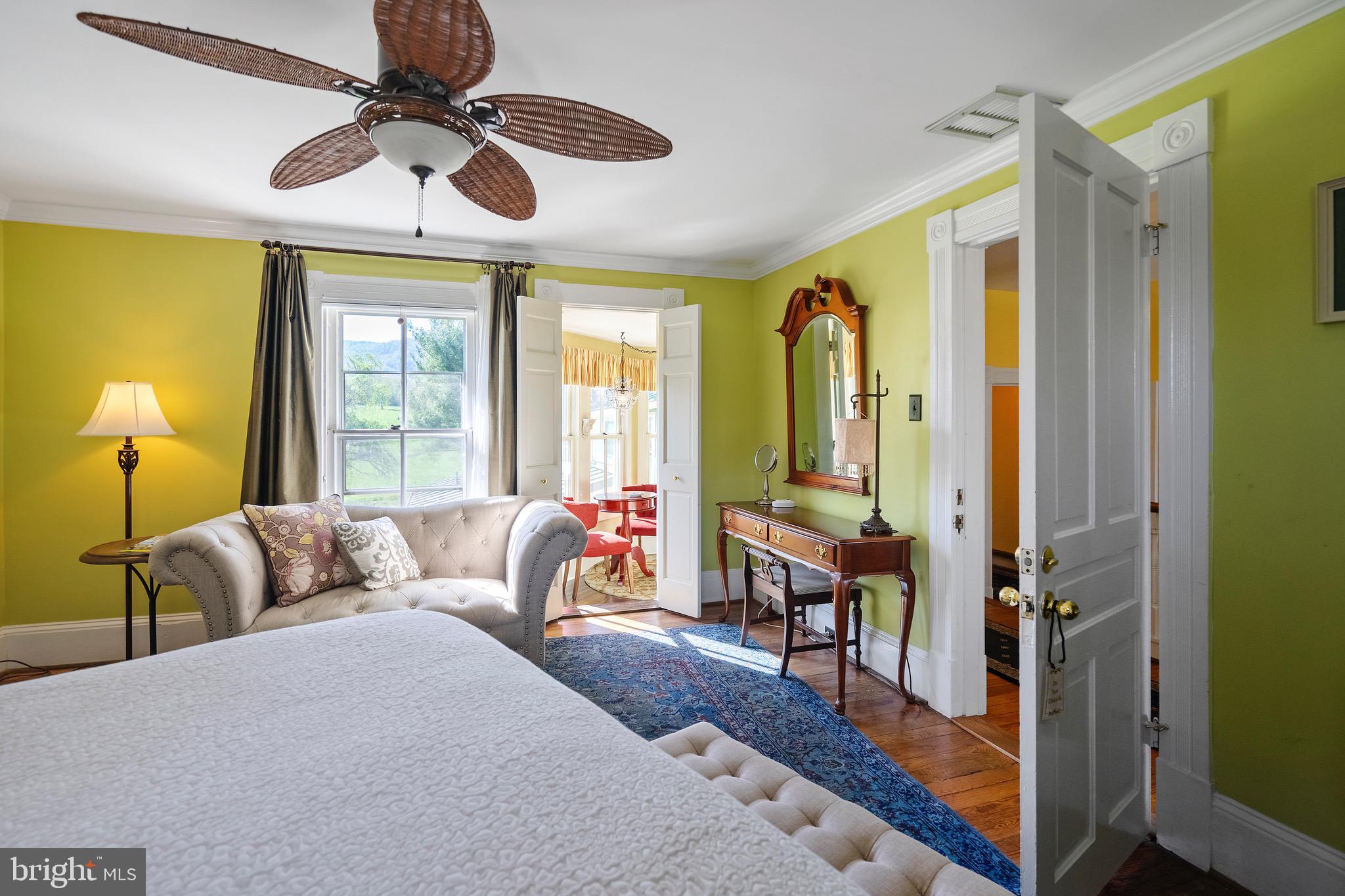 189 Main Street Washington, VA 22747 - Photo 18 of 46 BandB Bedroom