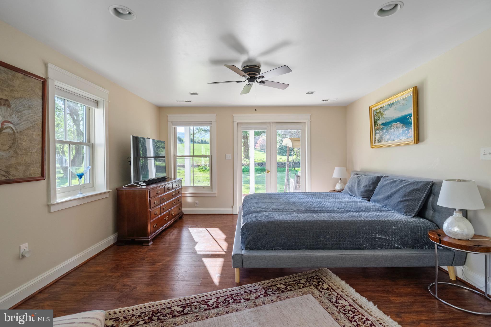189 Main Street Washington, VA 22747 - Photo 35 of 46 Residence Lower Level Bedroom Suite
