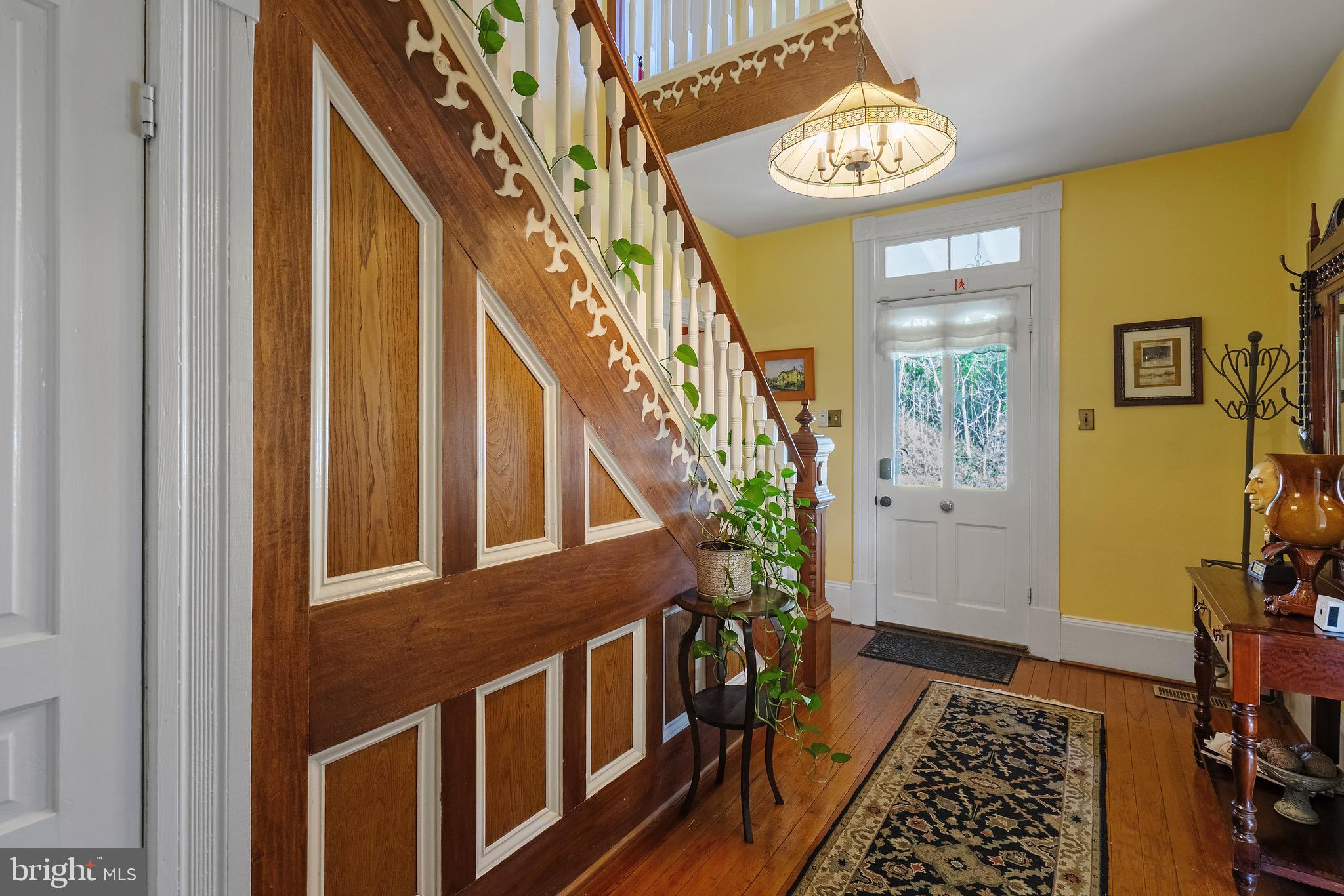 189 Main Street Washington, VA 22747 - Photo 7 of 46