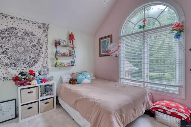 $699,900 | 1000 Hunter Boulevard, Boonville, IN 47601