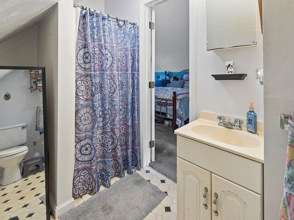 339 Franklin Road Fitchburg, MA 01420 - Photo 10 of 16 Gallery Image 10