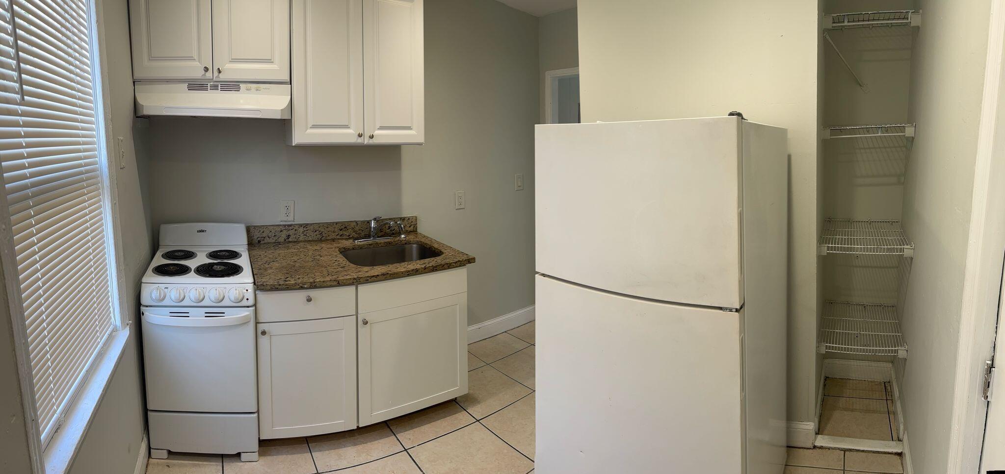 817 7th Street West Palm Beach, FL 33401 - Photo 5 of 7 Pic-5