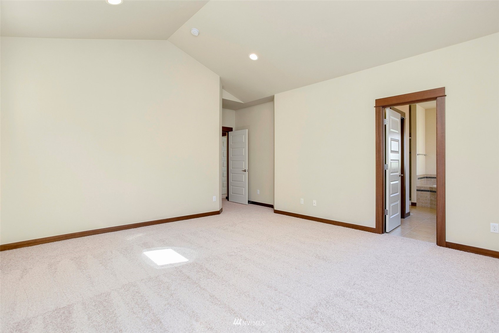 321 202nd Place Southeast Bothell, WA 98012 - Photo 18 of 34 Gallery Image 18