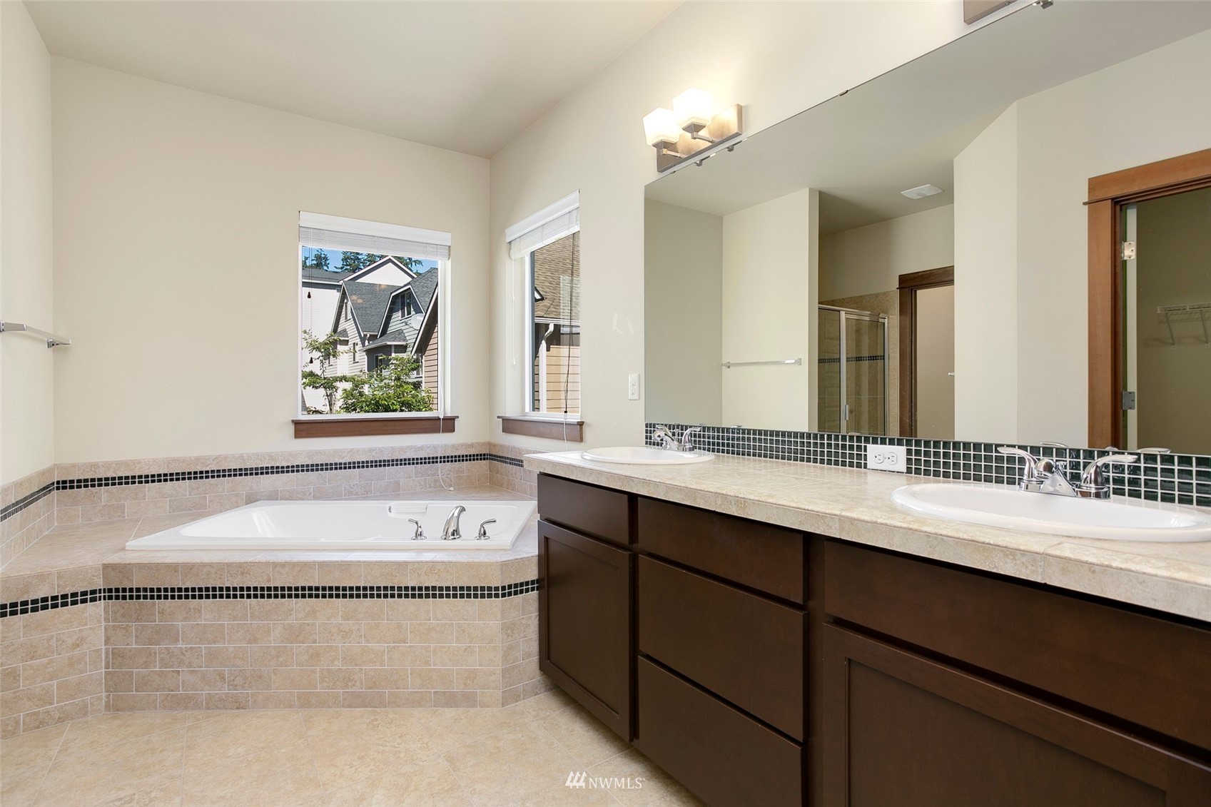 321 202nd Place Southeast Bothell, WA 98012 - Photo 19 of 34 Gallery Image 19