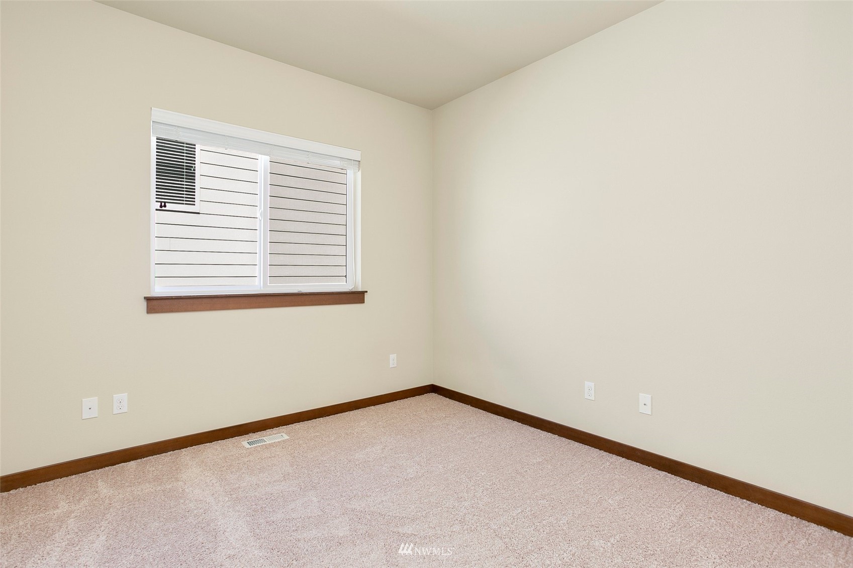 321 202nd Place Southeast Bothell, WA 98012 - Photo 25 of 34 Gallery Image 25