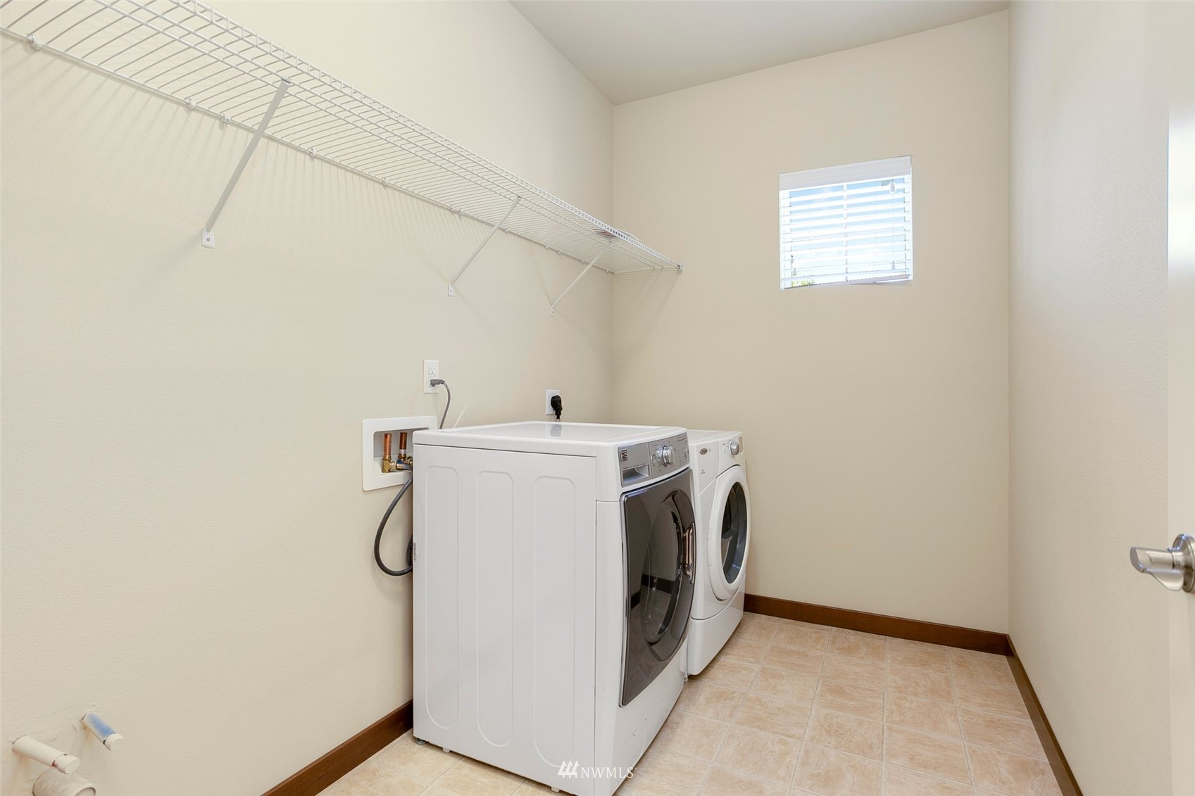 321 202nd Place Southeast Bothell, WA 98012 - Photo 28 of 34 Gallery Image 28