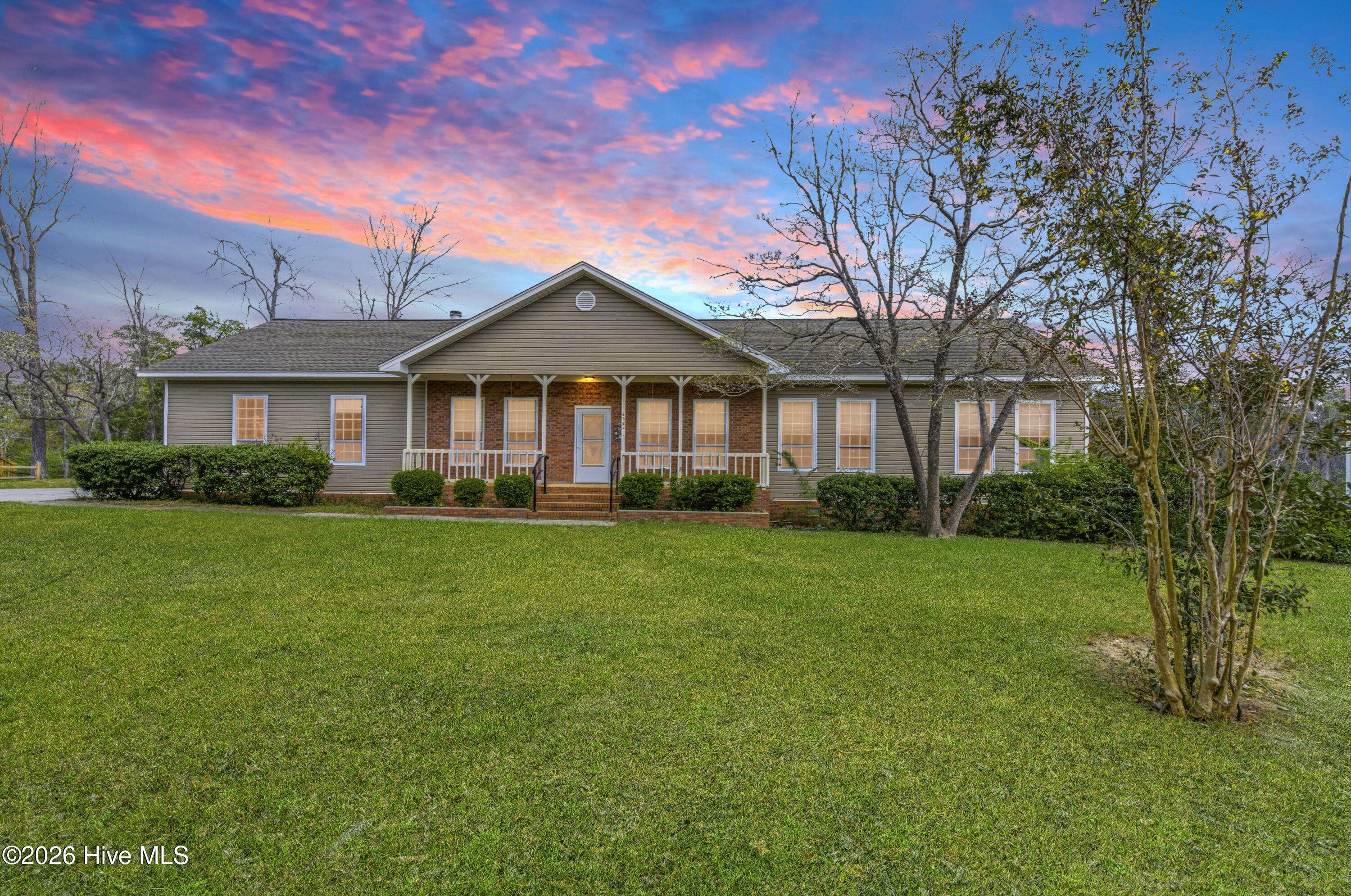 632-ravenswood-rd--hampstead--nc-28443