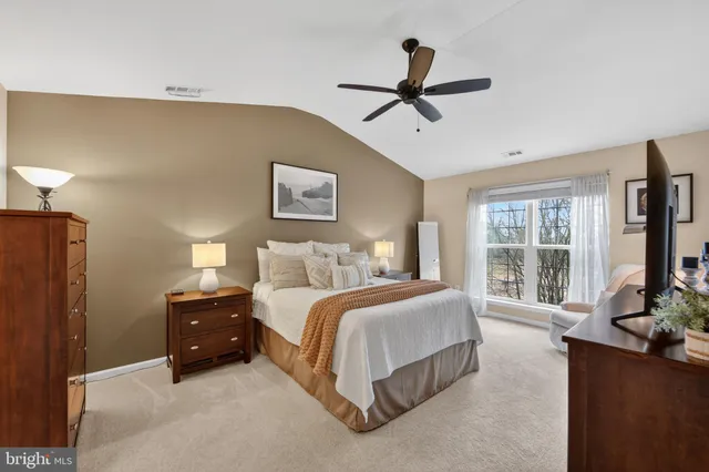 $430,000 | 103 Hidden Hollow Court, Unit 3802, Phoenixville, PA 19460