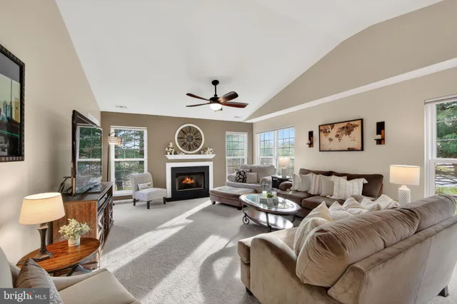 $430,000 | 103 Hidden Hollow Court, Unit 3802, Phoenixville, PA 19460