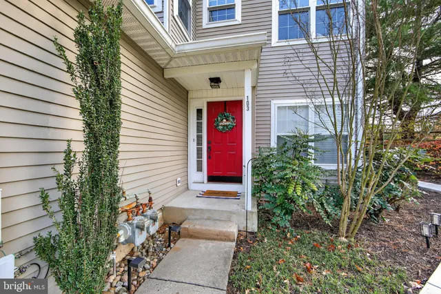 $430,000 | 103 Hidden Hollow Court, Unit 3802, Phoenixville, PA 19460