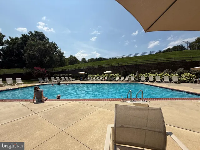 $430,000 | 103 Hidden Hollow Court, Unit 3802, Phoenixville, PA 19460