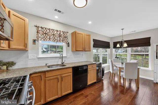 $430,000 | 103 Hidden Hollow Court, Unit 3802, Phoenixville, PA 19460