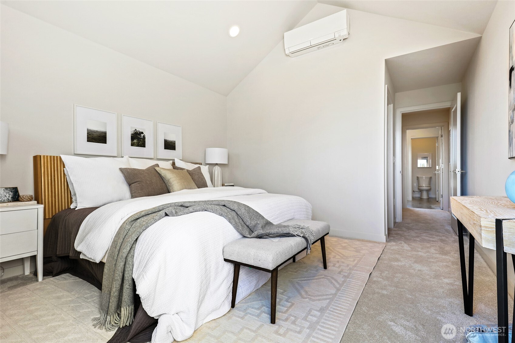 9752 B Holman Road Northwest Seattle, WA 98117 - Photo 16 of 29