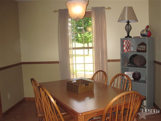 3912 Woods Road Fort Wayne, IN 46818 - Photo 5 of 14